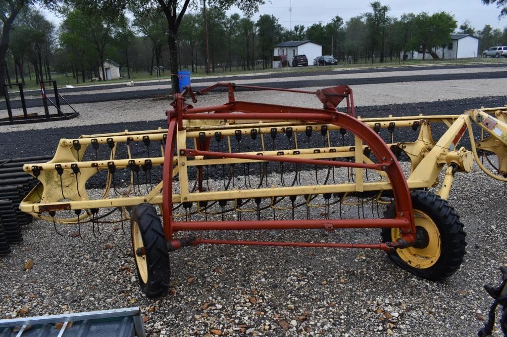 Image of New Holland 260 Image 1