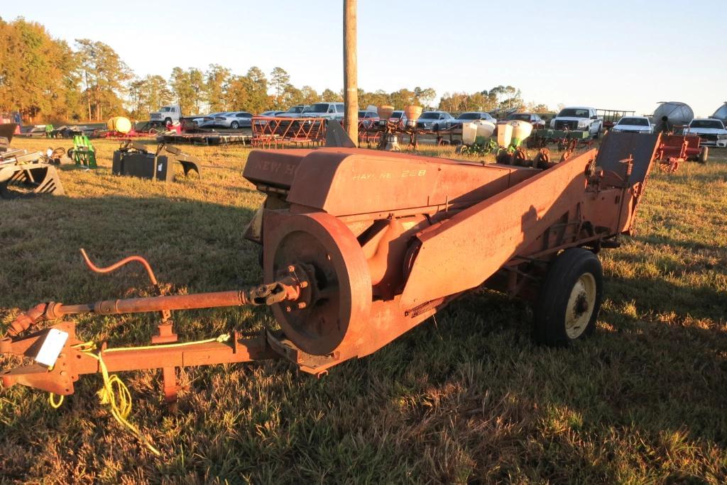 Image of New Holland 268 Primary image