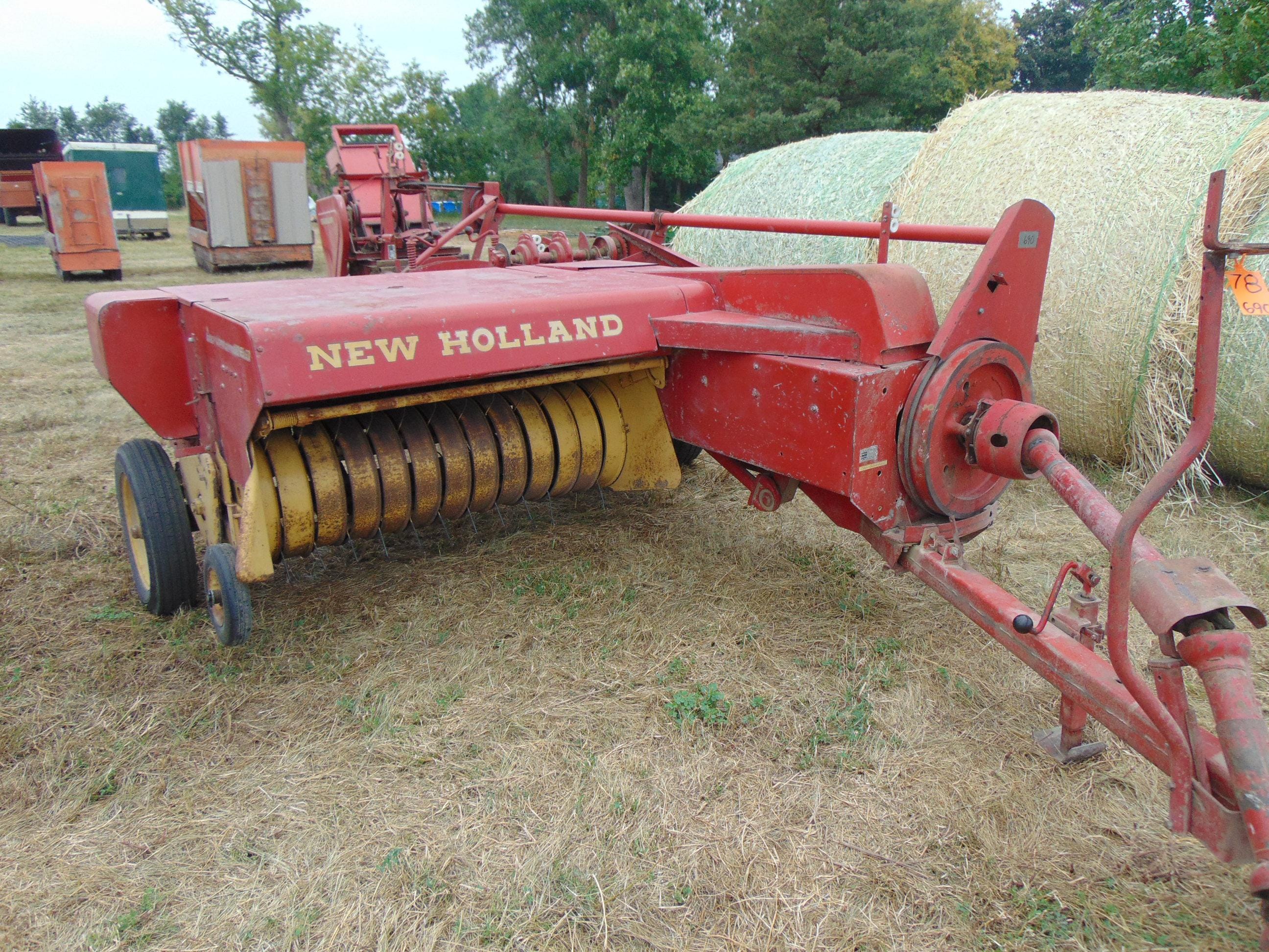 Main image New Holland 269