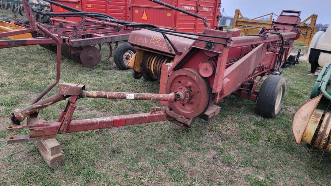 Image of New Holland 273 Image 0