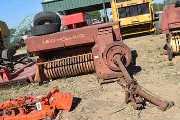 Main image New Holland 276