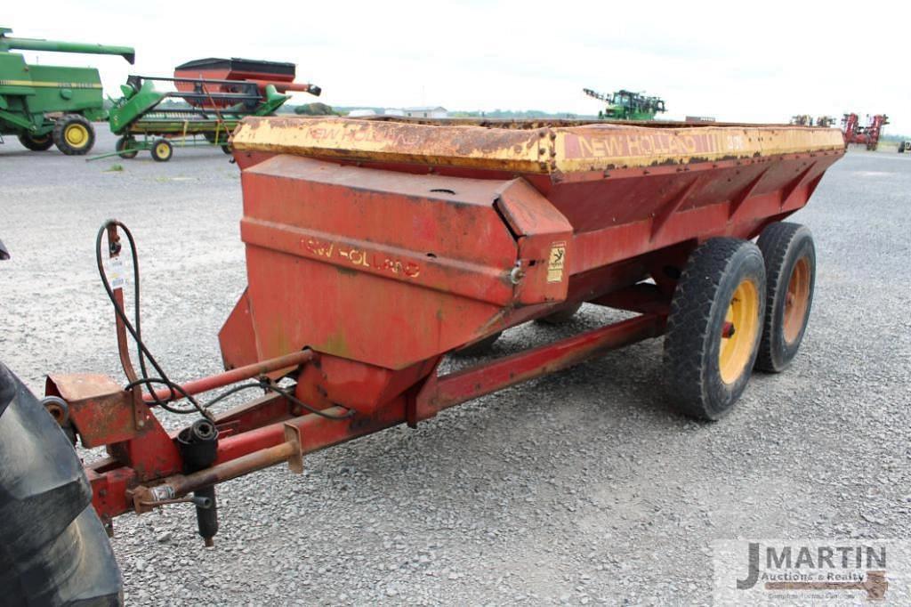 Image of New Holland 306 Primary image
