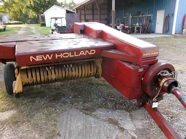 Image of New Holland 310 equipment image 1