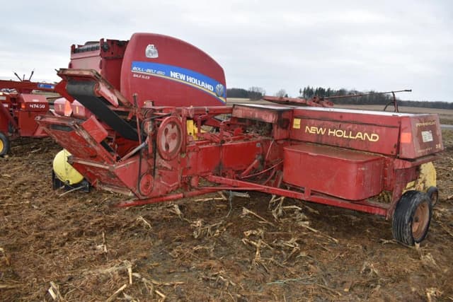 Image of New Holland Hayliner 315 equipment image 4