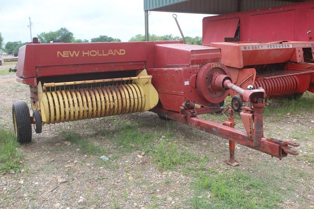 Image of New Holland Hayliner 315 Primary image