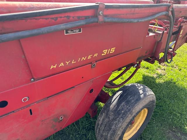 Image of New Holland 315 equipment image 3