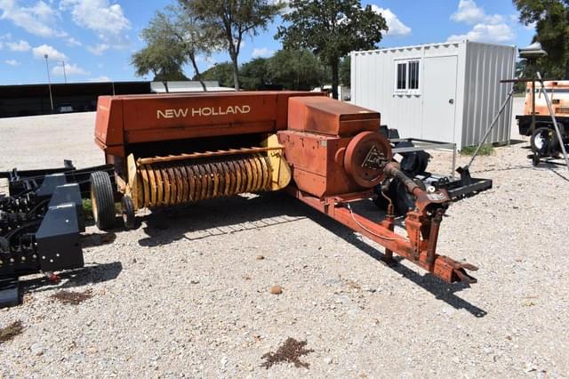 Image of New Holland 315 equipment image 1