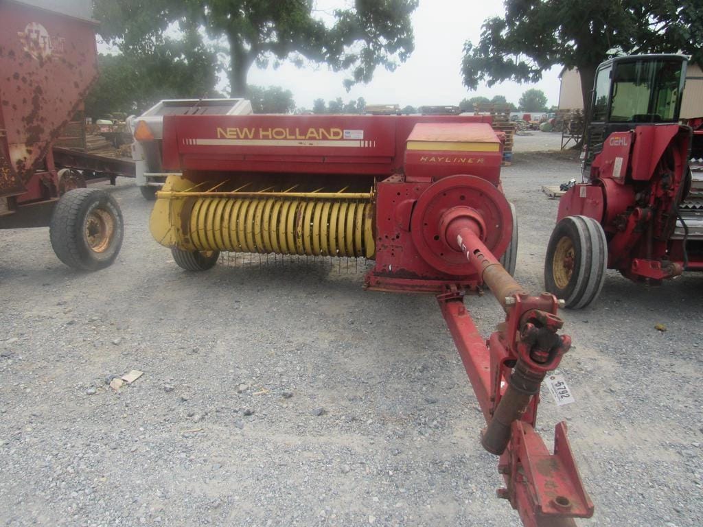 Main image New Holland 326