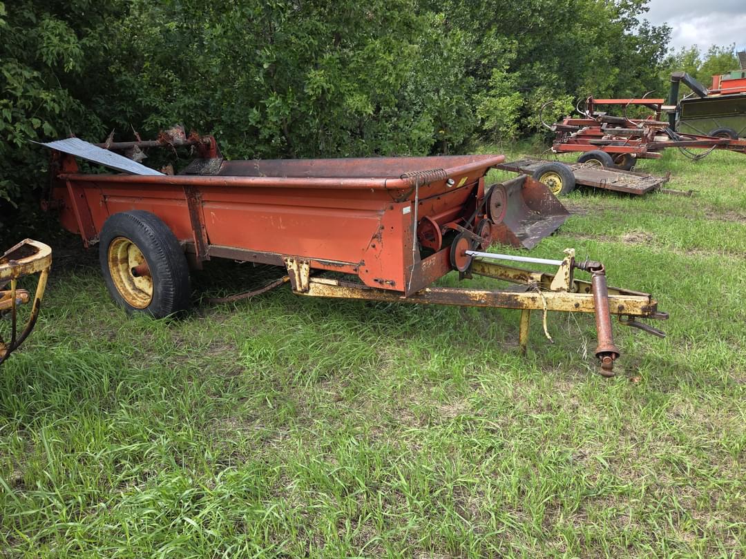 Image of New Holland 328 Primary image