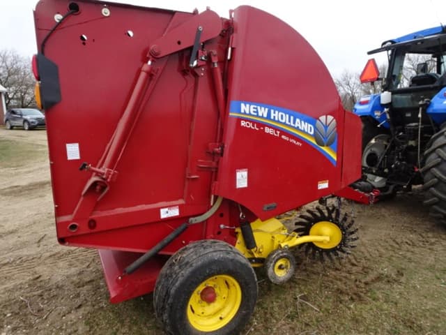 Image of New Holland RB450 Utility equipment image 4
