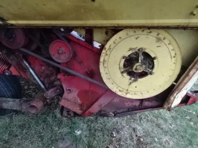 Image of New Holland 479 equipment image 1