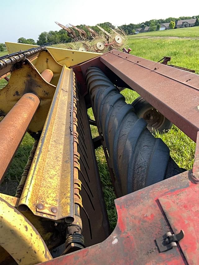 Image of New Holland 479 equipment image 4