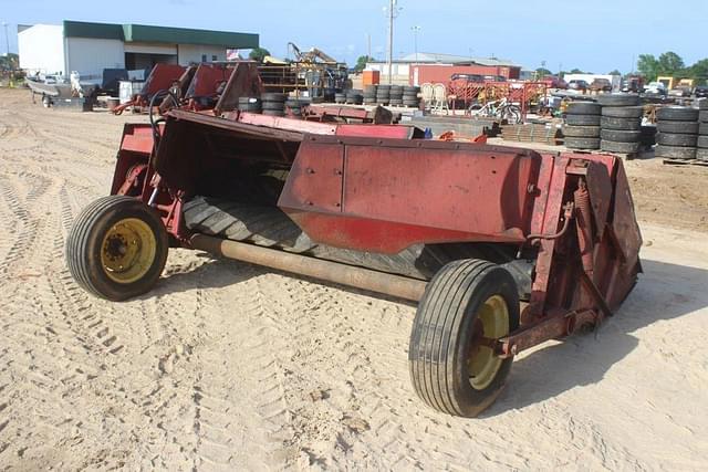 Image of New Holland 489 equipment image 1
