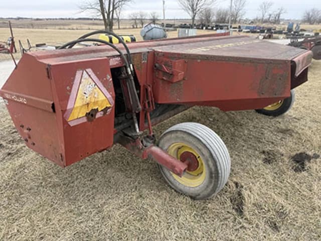 Image of New Holland 492 equipment image 4