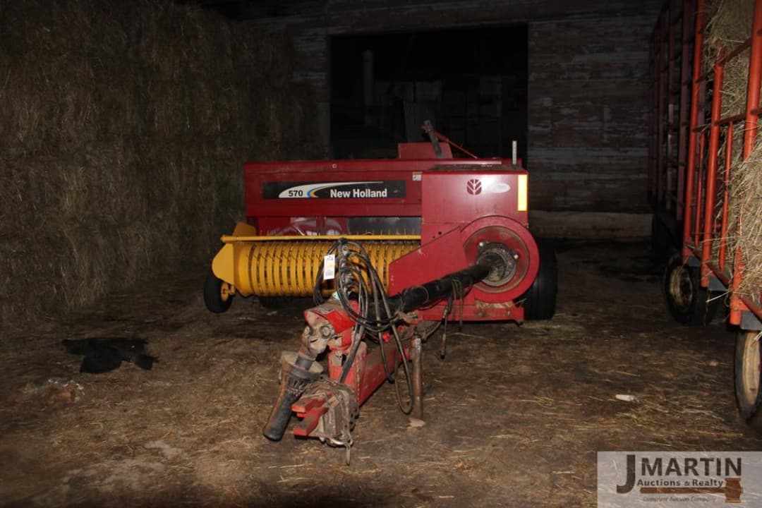 Image of New Holland 570 Primary image