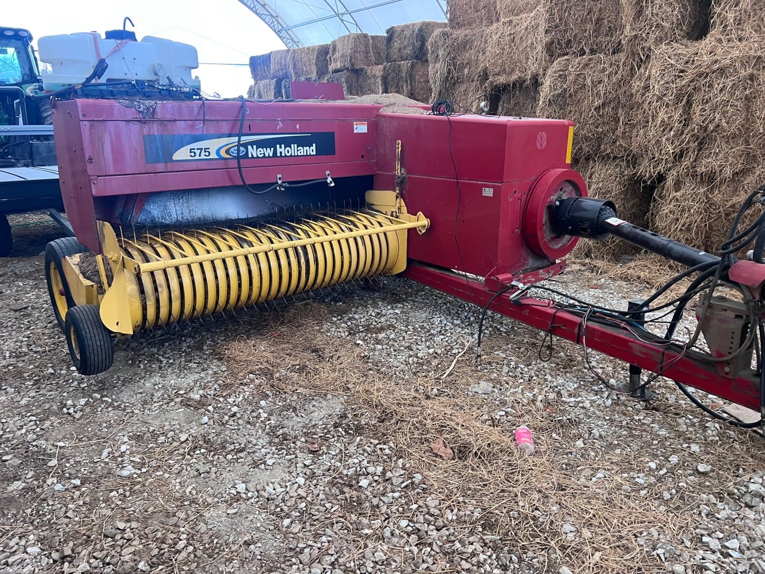 New Holland 575 Equipment Image0