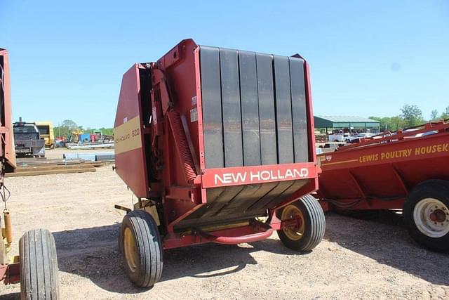 Image of New Holland 630 equipment image 1
