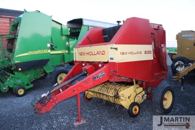 Image of New Holland 630 equipment image 1