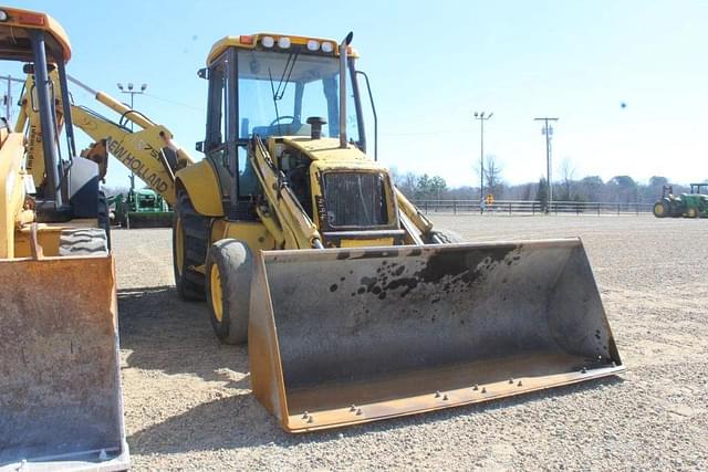 Image of New Holland LB75B equipment image 3