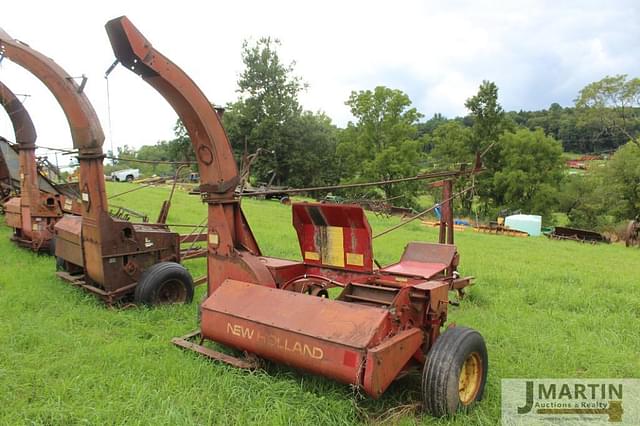 Image of New Holland 770 equipment image 2