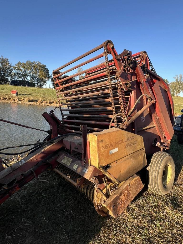 Image of New Holland 850 Primary image