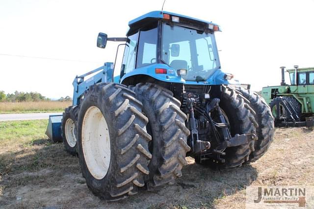 Image of New Holland 8770 equipment image 3