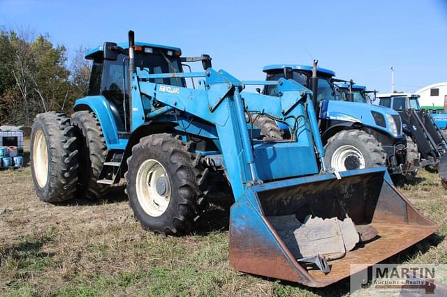 Image of New Holland 8770 equipment image 1