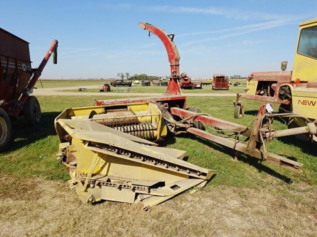 Image of New Holland 890 Primary image