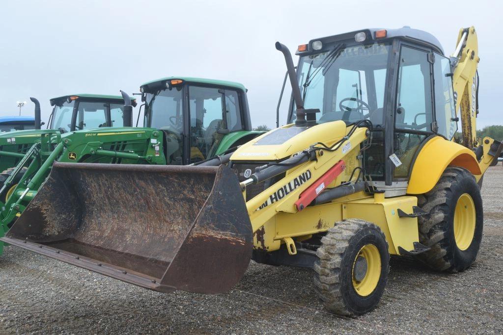 Image of New Holland B95B Primary image