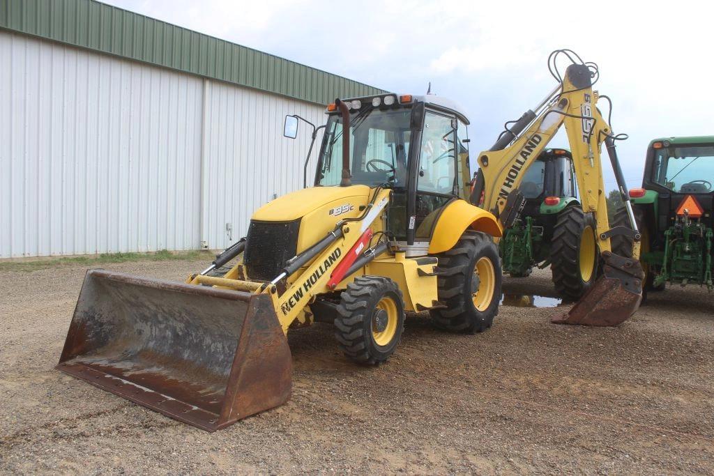 Image of New Holland B95C Primary image