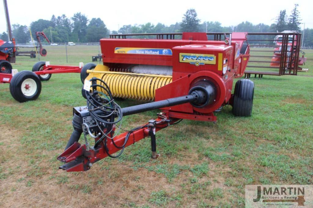 Image of New Holland BC5070 Primary image