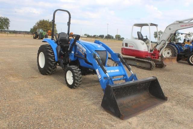 Image of New Holland Boomer 35 equipment image 3