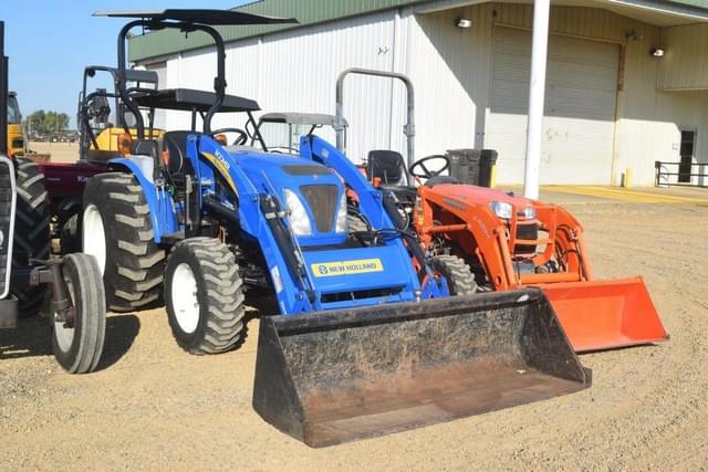 Image of New Holland Boomer 50 equipment image 3