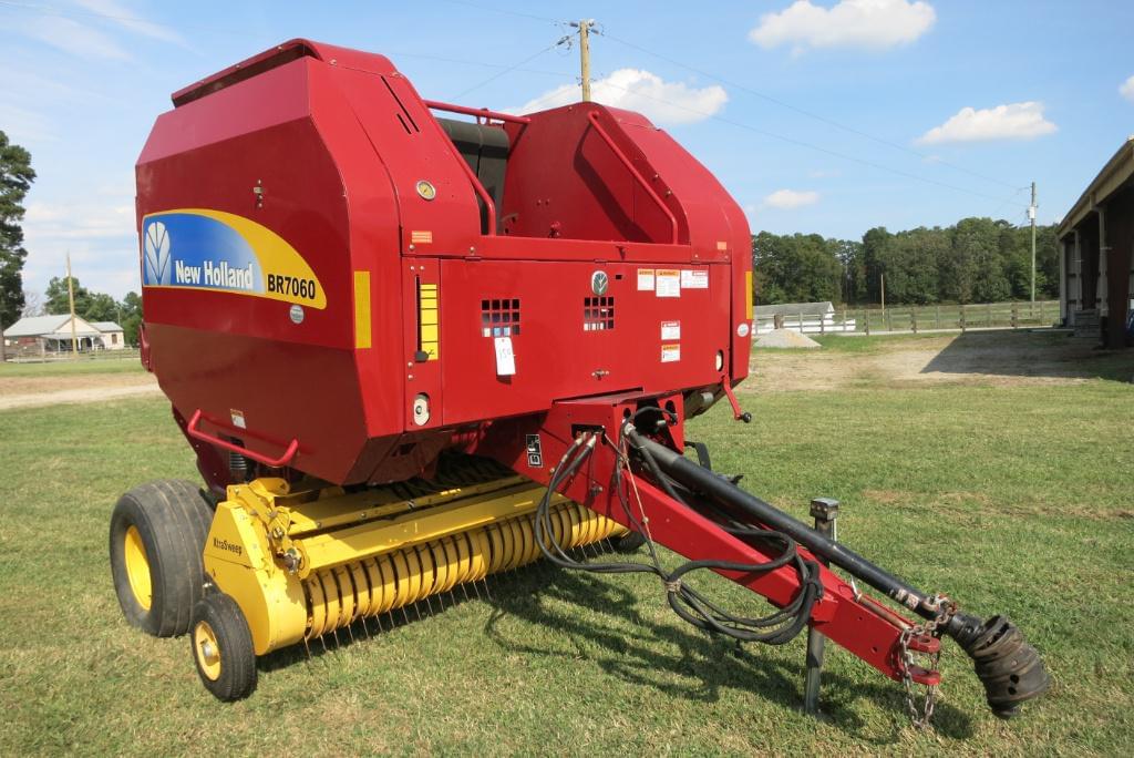 Image of New Holland BR7060 Primary image