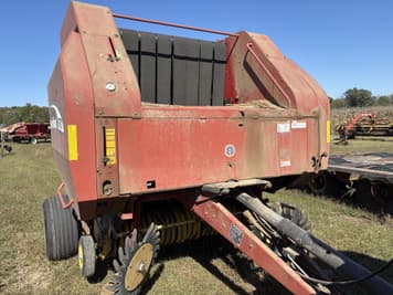 Main image New Holland BR780