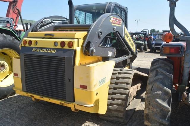 Image of New Holland C232 equipment image 2