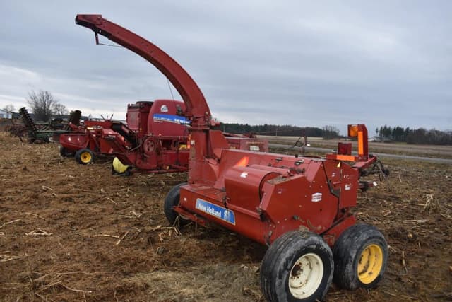 Image of New Holland FP230 equipment image 3