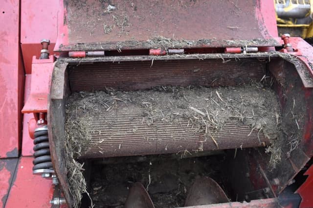 Image of New Holland FP230 equipment image 4