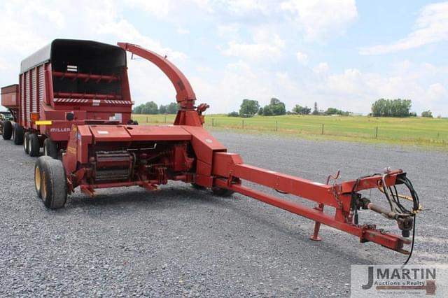 Image of New Holland FP230 equipment image 1