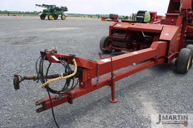Image of New Holland FP230 equipment image 4