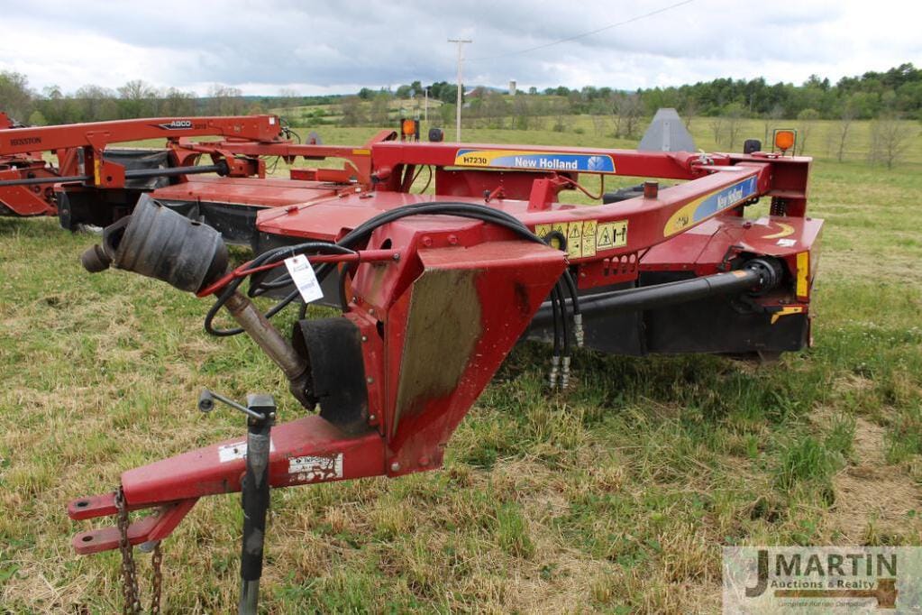 Main image New Holland H7230