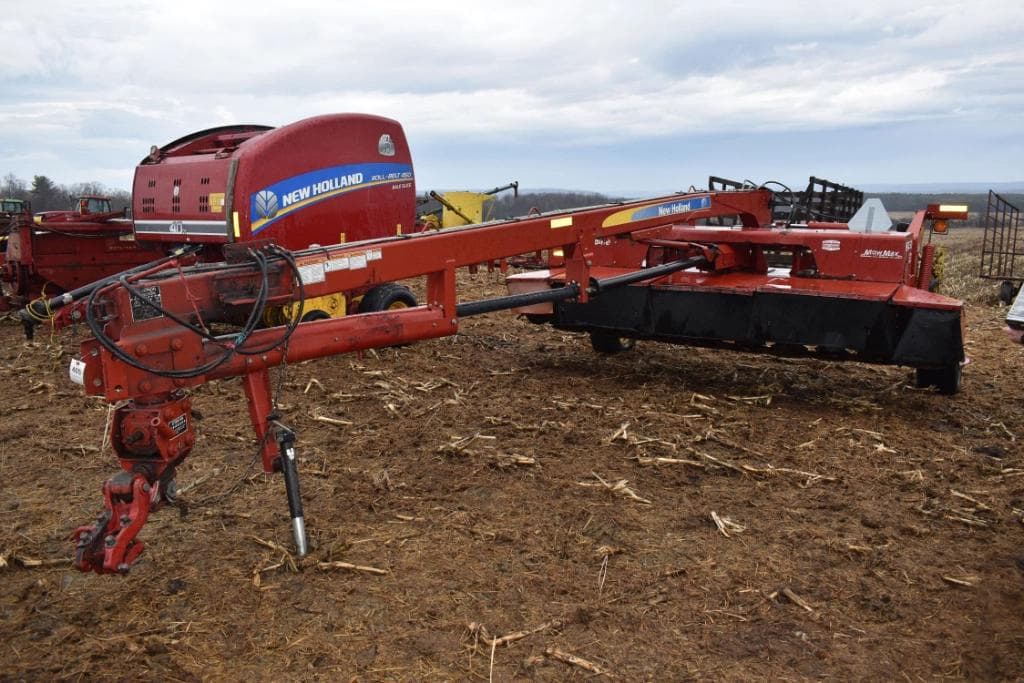 Image of New Holland H7450 Primary image