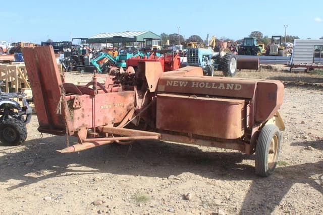 Image of New Holland Hayliner 268 equipment image 1