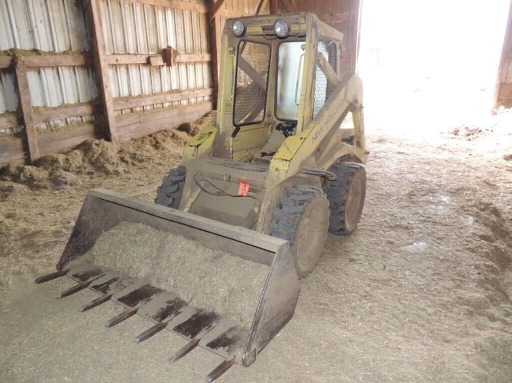 Image of New Holland L425 Primary image