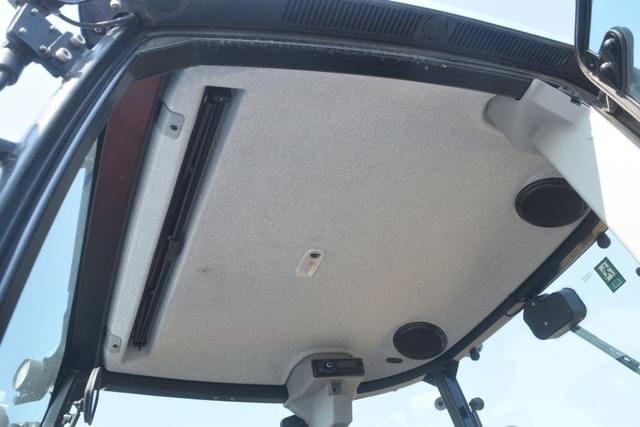 Image of New Holland PowerStar 100 equipment image 4