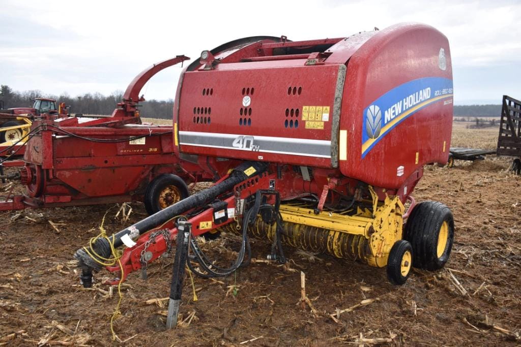 2015 New Holland RB450 Equipment Image0