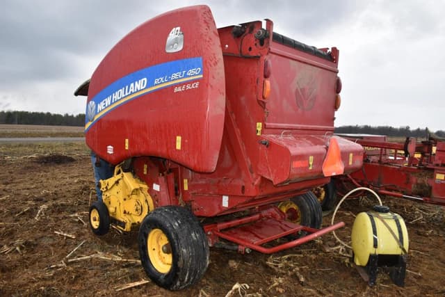 Image of New Holland RB450 equipment image 4
