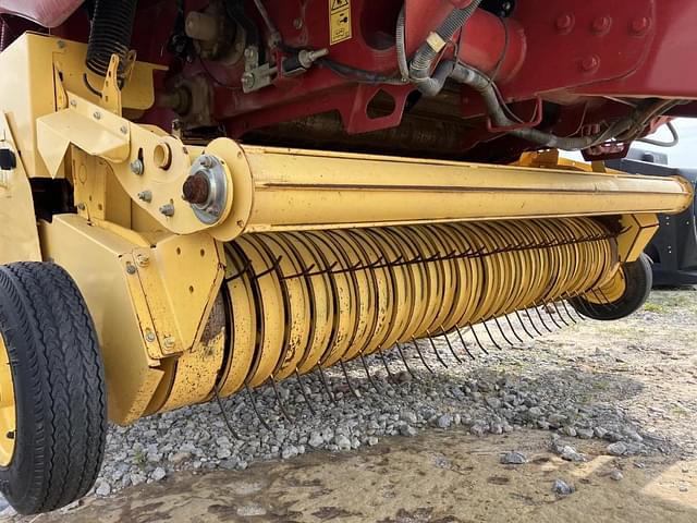 Image of New Holland RB460 equipment image 2