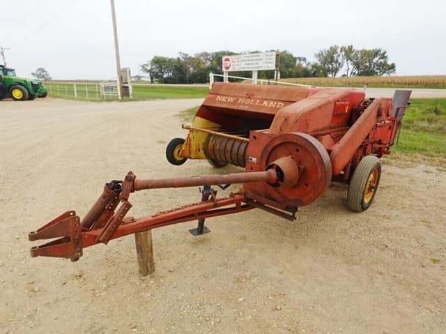 Image of New Holland S-69 equipment image 1