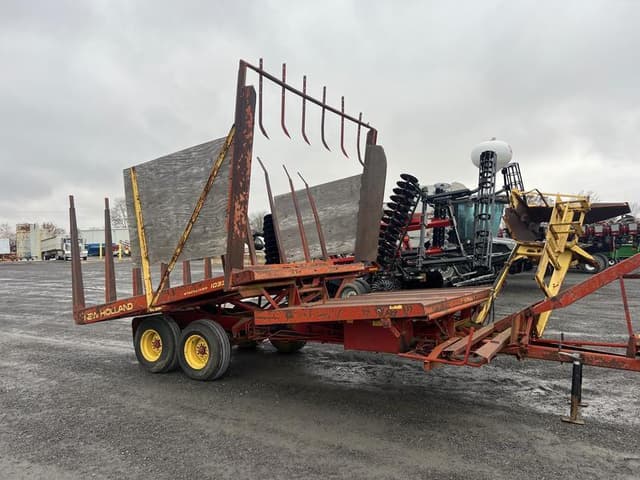 Image of New Holland 1033 equipment image 2